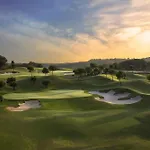 Lujoso Duplex En Las Colinas Golf & Country Club