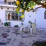 Cozy Bungalow In Calpe