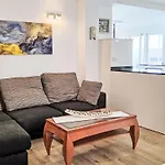 Apartment Suecia By Interhome