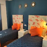 2 Bedroom, Sea Front Complex W Pool And Private Garden