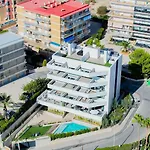 Oia 5 By United Renters
