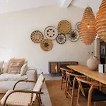 The Villa By Los Limoneros
