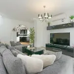 Presidential Suite Villamartin Plaza Av Brisas 67