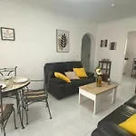 Appartment With Equipped Solarium Barbecue And Swimming Pool