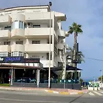 Cosy Studio Apartment By The Sea