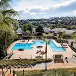 Las Colinas Golf Residences