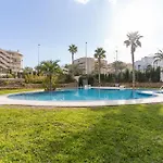 Rentafive Nuevo Piscina Jardin