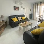 Appartment With Equipped Solarium Barbecue And Swimming Pool