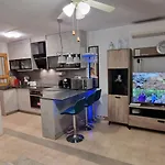 Crys&Geo Holiday House