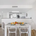 New Apartment With Sea View And Pool