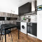 Hotel Quatre Llunes