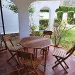 Estudio Para Parejas Con Piscina En Urbanizacion Tranquila
