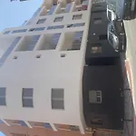 Moderno Apartamento A 200M De La Playa