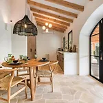 Las Brisas