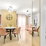 Home&Holiday Andalisa