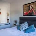 Villa Aveta By Abahana Villas