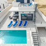 Marinasunbeach Villa Angela