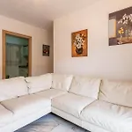 Awesome Apartment In Torrevieja With Wifi
