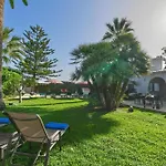 Las Marinas 8