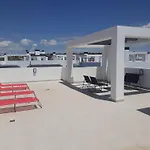 Sunset Paradise - Sleeps 4 Pool Terrace & Views