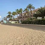 Increible Piso A Pocos Metros Del Mar Con Piscina