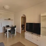 Daisy Apartment