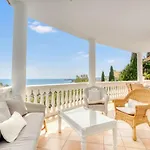 Exclusive Villa With Panoramic Sea Views