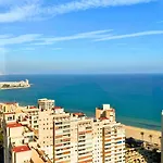 Atico A 50M Del Mar. Parking Gratis. A/C