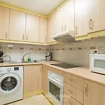 Sunny Beachside Apartment Sleeps 4 Ground Floor