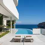 Villa Olimpia By Abahana Luxe