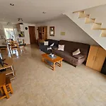 Cozy Townhouse