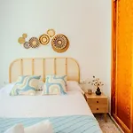 Coastal Comfort With Pool & Parking