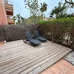 Luxury 2 Bed Apartment Near Beach