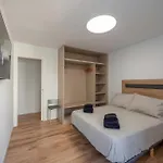 Stunning New Apt, Beach 1Min, 2Br, Parking