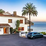 Moraira Bay 8 - By Almarina Villas
