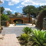 Mariros - Pretty Holiday Property With Garden And Private Pool In Moraira
