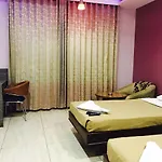 Iroomz Vaishali Residency