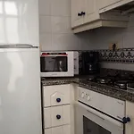 2-Bedroom Apartment In 1 Minute Walk To The Beach