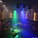 Jk Rooms 128 Hotel Rr