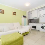 Apartment Golden Paradise