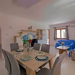 Holiday Villa Rosa