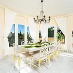 Villa Hermosa