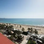 Alicante Central And Beach Side Apartment