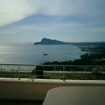 Atico Soleado Con Terraza, Jacuzzi Privado Y Vistas Al Mar