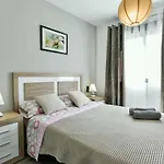 Oasis Beach IX Puntaprima