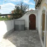Apartamento Con Jardin