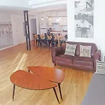 Diseno, Calidad, Tranquilidad, Y Muy Centrico
