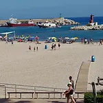 Autentica Vivienda De Pescadores En Primerisima Linea De Playa