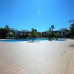 Oasis Beach Gabriel