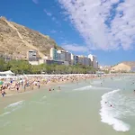 Atico Con Terraza En El Centro De Alicante